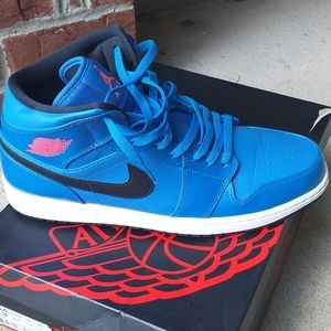 Air Jordan Retro 1's